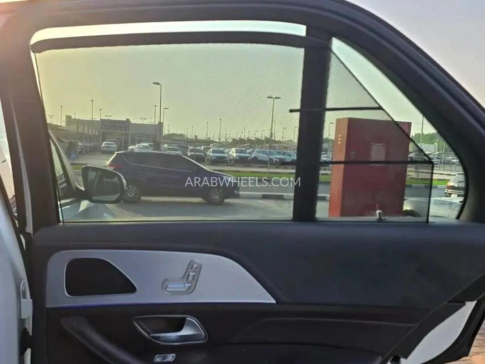 Mercedes Benz GLE Class 2019 for Sale in Sharjah Image-14