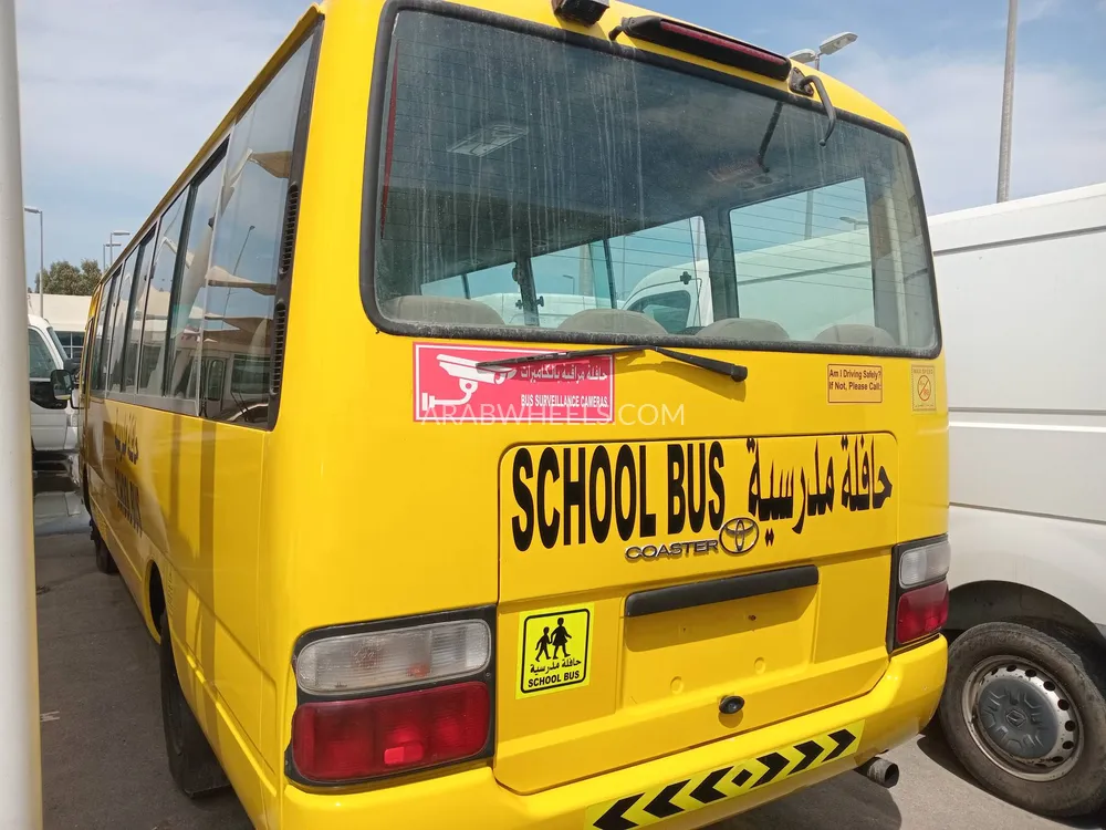 Toyota Coaster 2007 for Sale in Sharjah Image-3