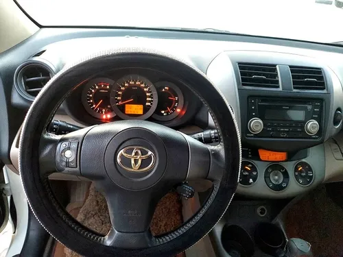 تويوتا راف 4 2006 for Sale