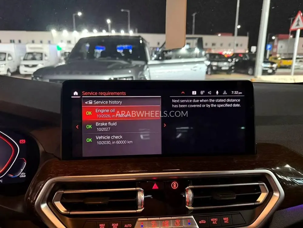 BMW X4 2023 for Sale in Dubai Image-4