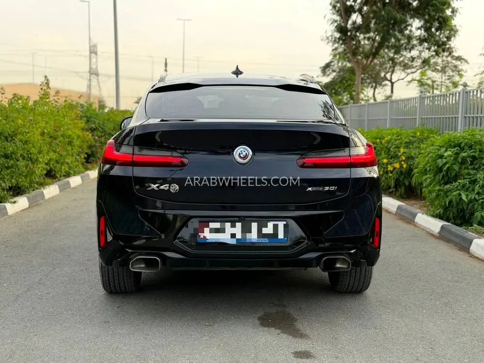 BMW X4 2023 for Sale in Dubai Image-9