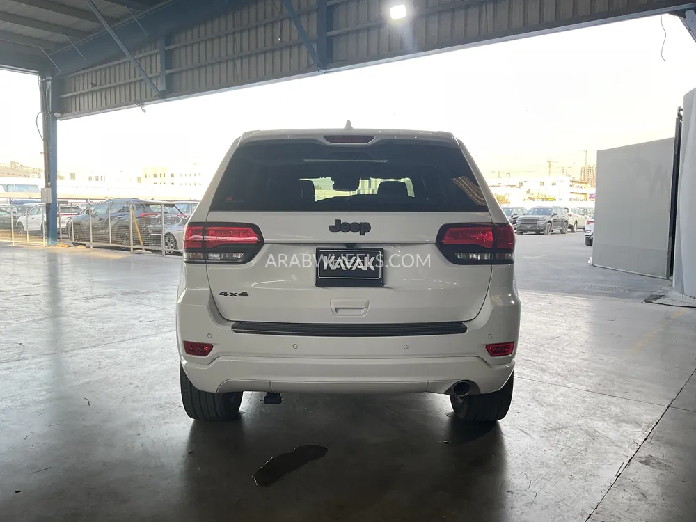 Jeep Grand Cherokee 2021 for Sale in Sharjah Image-5