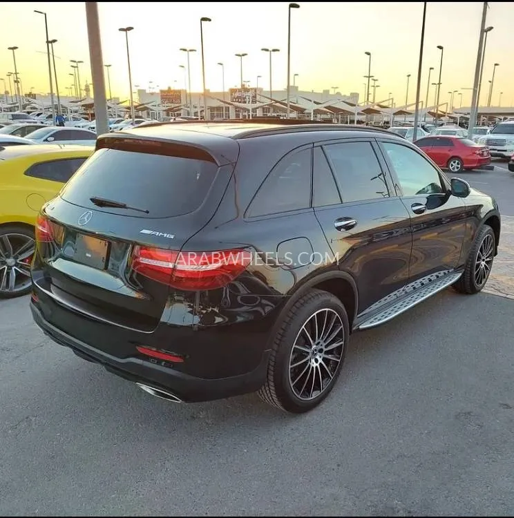 Mercedes Benz GLC Class 2019 for Sale in Sharjah Image-4
