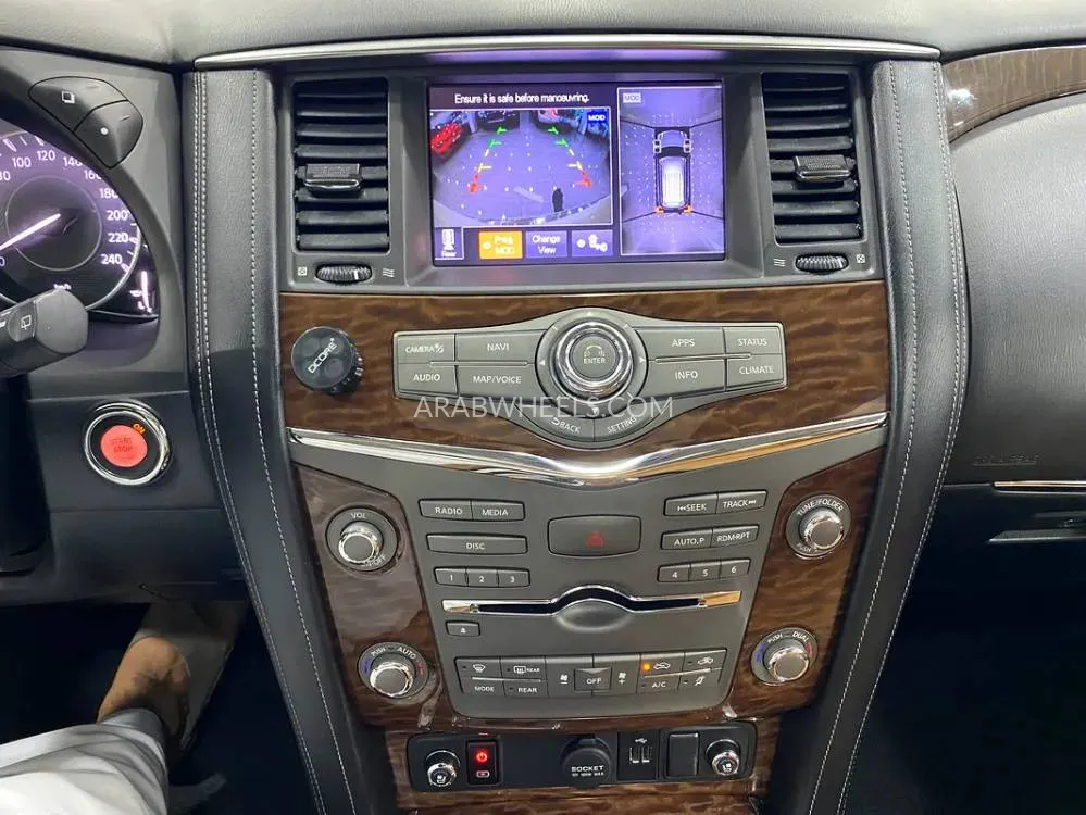 Nissan Patrol 2019 for Sale in Dubai Image-13