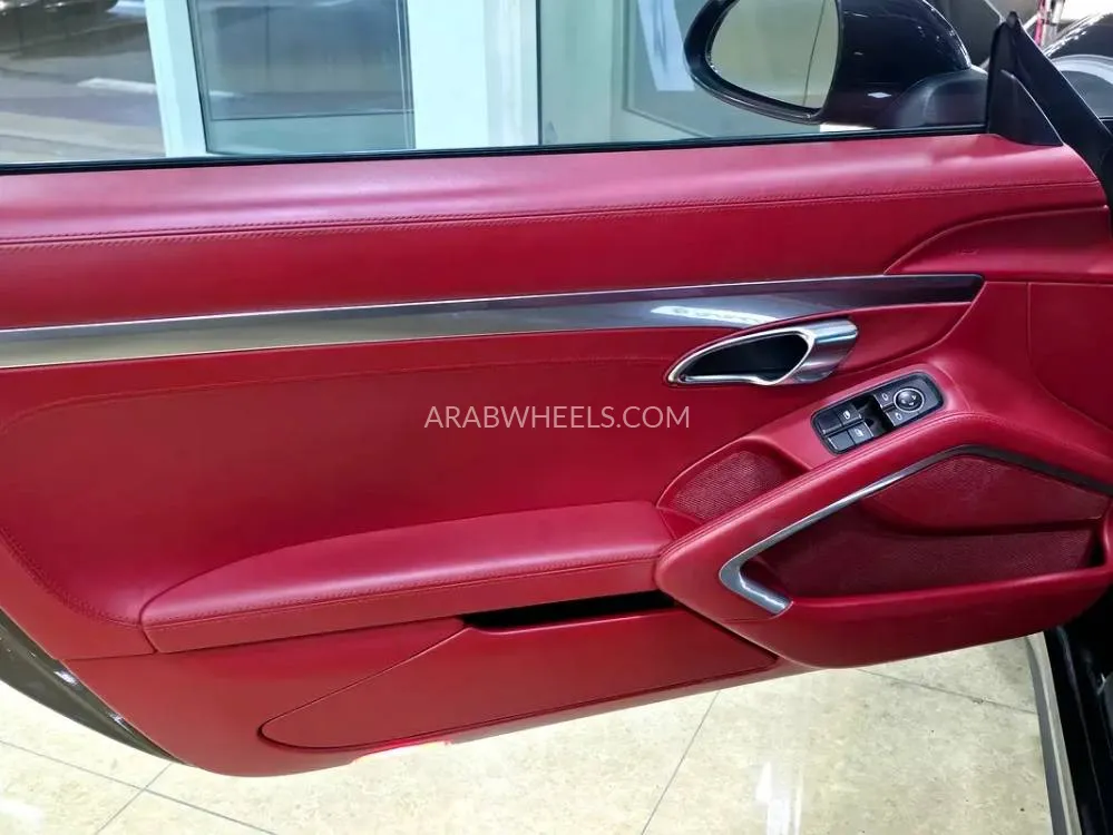 Porsche 911 2014 for Sale in Sharjah Image-8