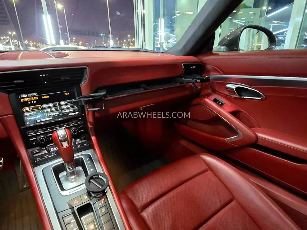 Porsche 911 2014 for Sale in Sharjah Image-19