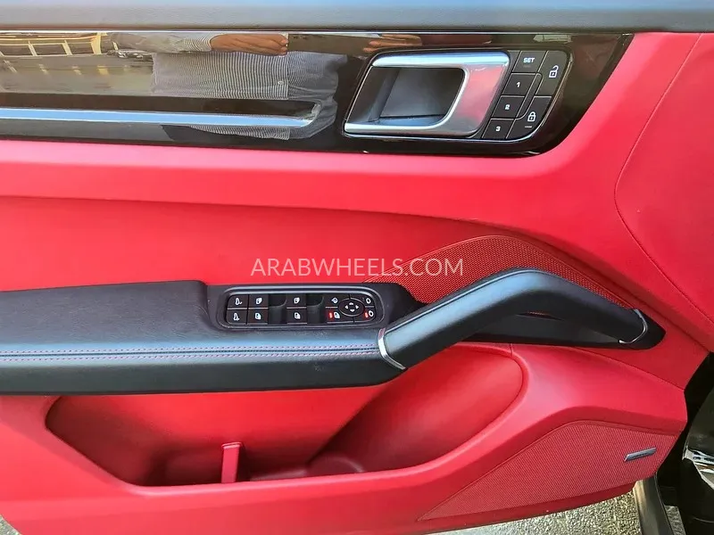 Porsche Cayenne 2023 for Sale in Sharjah Image-14