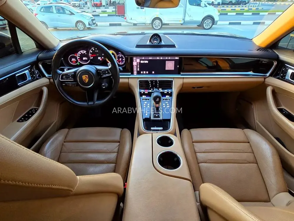 Porsche Panamera 2021 for Sale in Sharjah Image-2