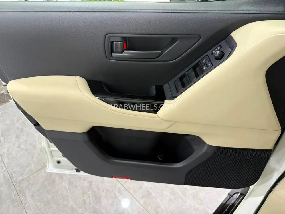 Toyota Land Cruiser 2023 for Sale in Dubai Image-12