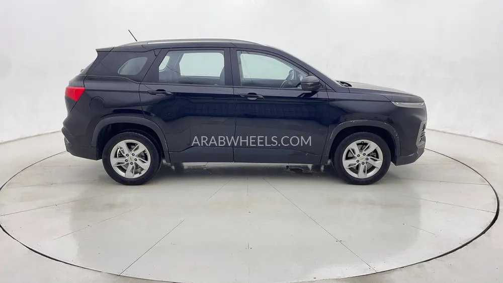 Chevrolet Captiva 2021 for Sale in Dubai Image-2