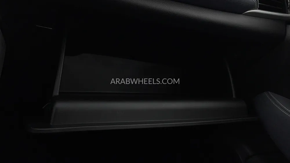 Chevrolet Captiva 2021 for Sale in Dubai Image-29