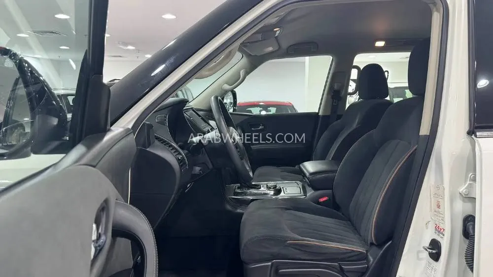 Nissan Patrol 2024 for Sale in Dubai Image-8