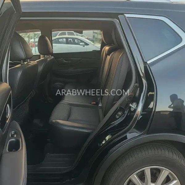 Nissan X-Trail 2018 for Sale in Dubai Image-12