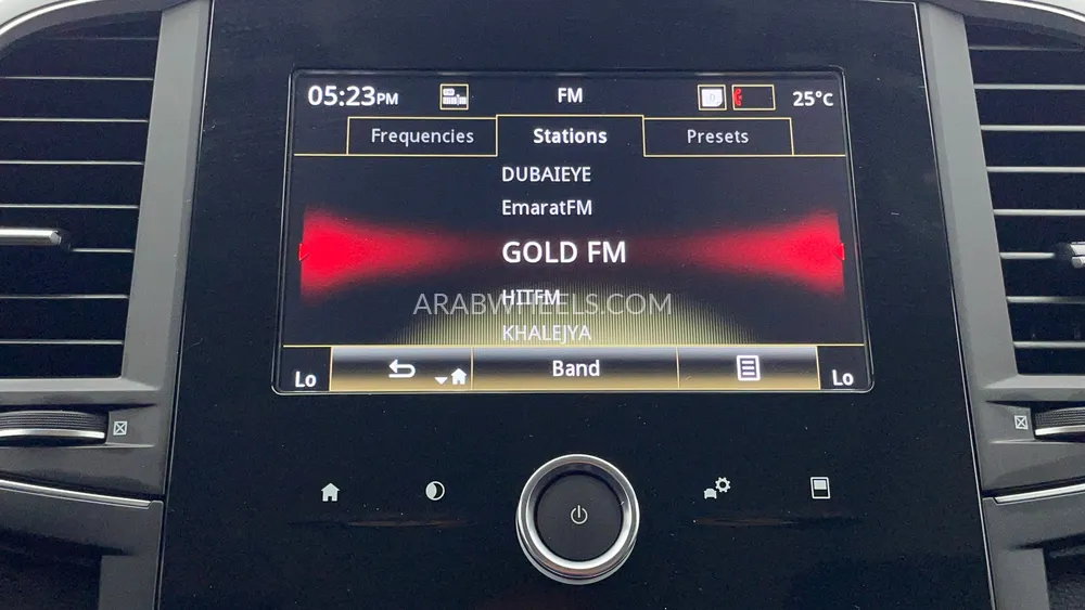 رينو كوليوس 2024 for Sale in دبي Image-15