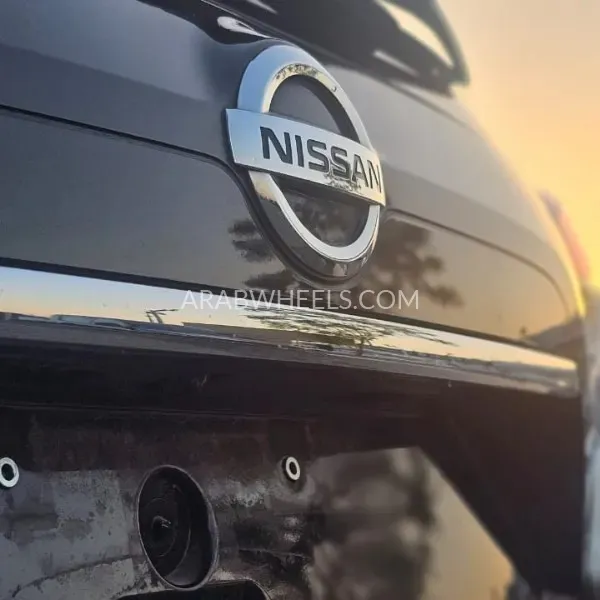 Nissan X-Trail 2018 for Sale in Dubai Image-24