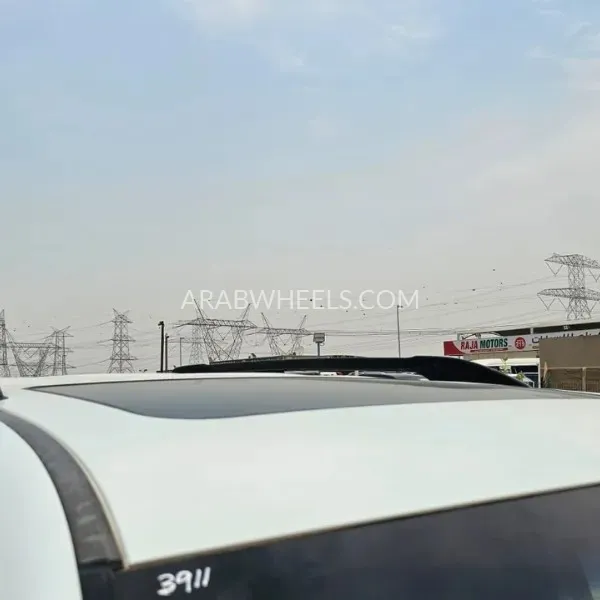 Toyota Land Cruiser Prado 2019 for Sale in Dubai Image-23