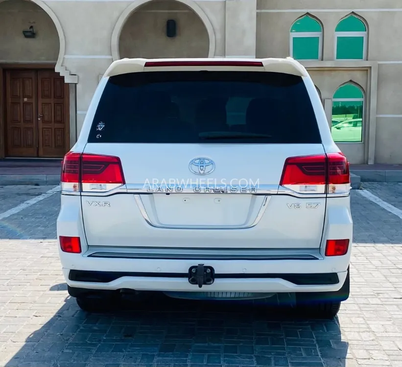 Toyota Land Cruiser 2018 for Sale in Ajman Image-6