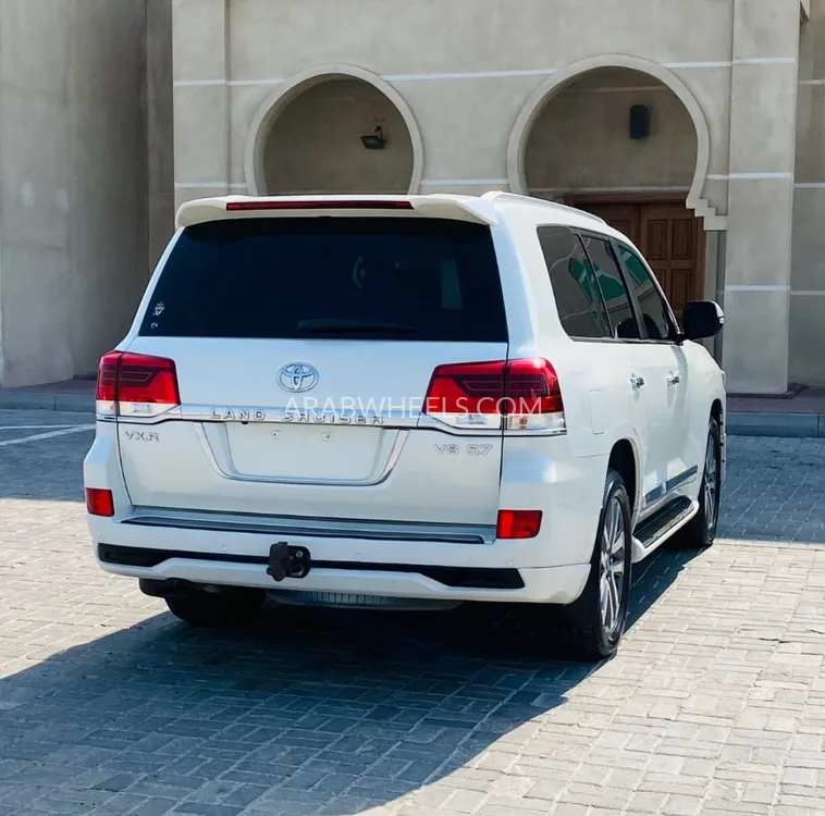 Toyota Land Cruiser 2018 for Sale in Ajman Image-4