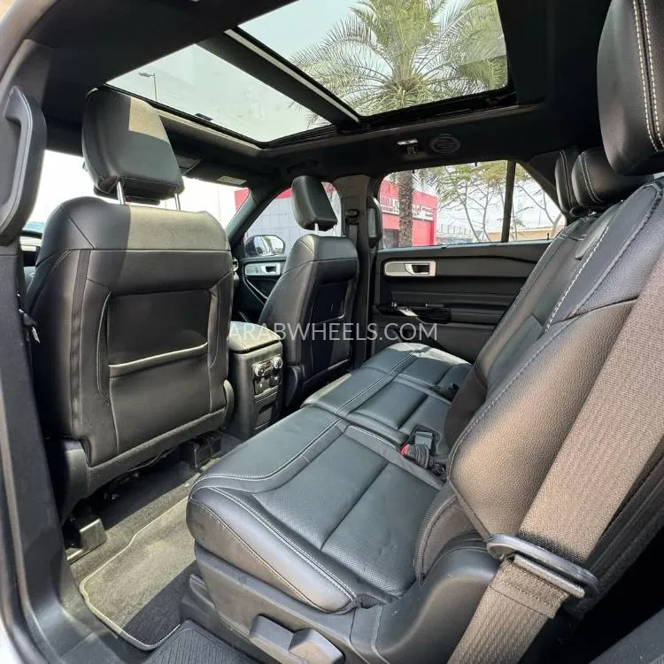 Ford Explorer 2022 for Sale in Dubai Image-8