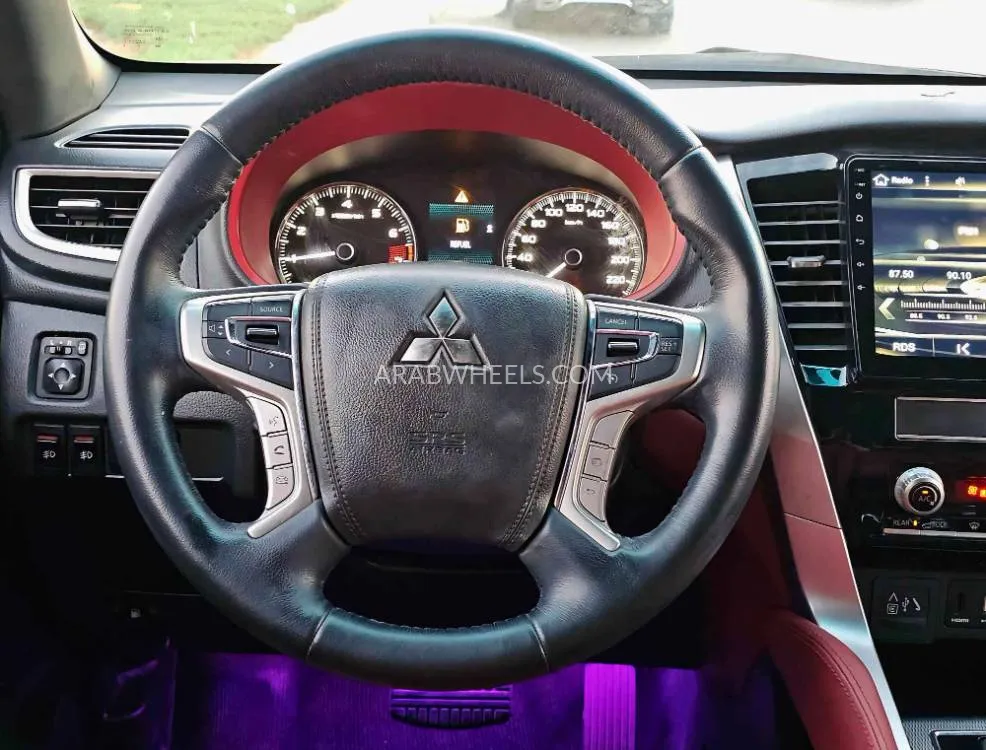 ميتسوبيشي مونتيرو 2020 for Sale in دبي Image-9