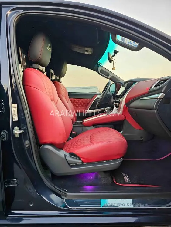 ميتسوبيشي مونتيرو 2020 for Sale in دبي Image-12