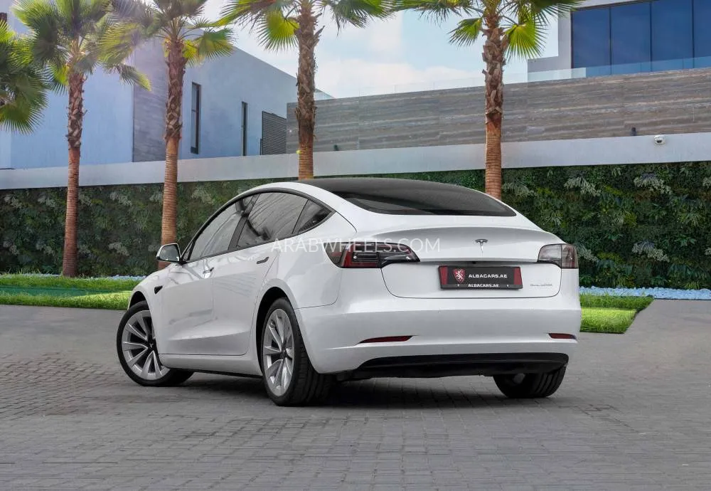 Tesla Model 3 2021 for Sale in Dubai Image-6