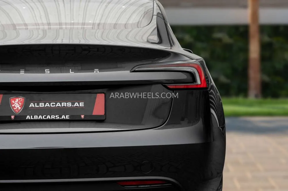 Tesla Model 3 2024 for Sale in Dubai Image-7