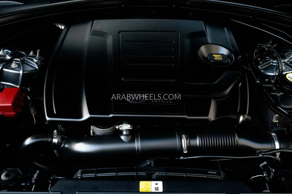 Land Rover Range Rover Velar 2018 for Sale in Dubai Image-8