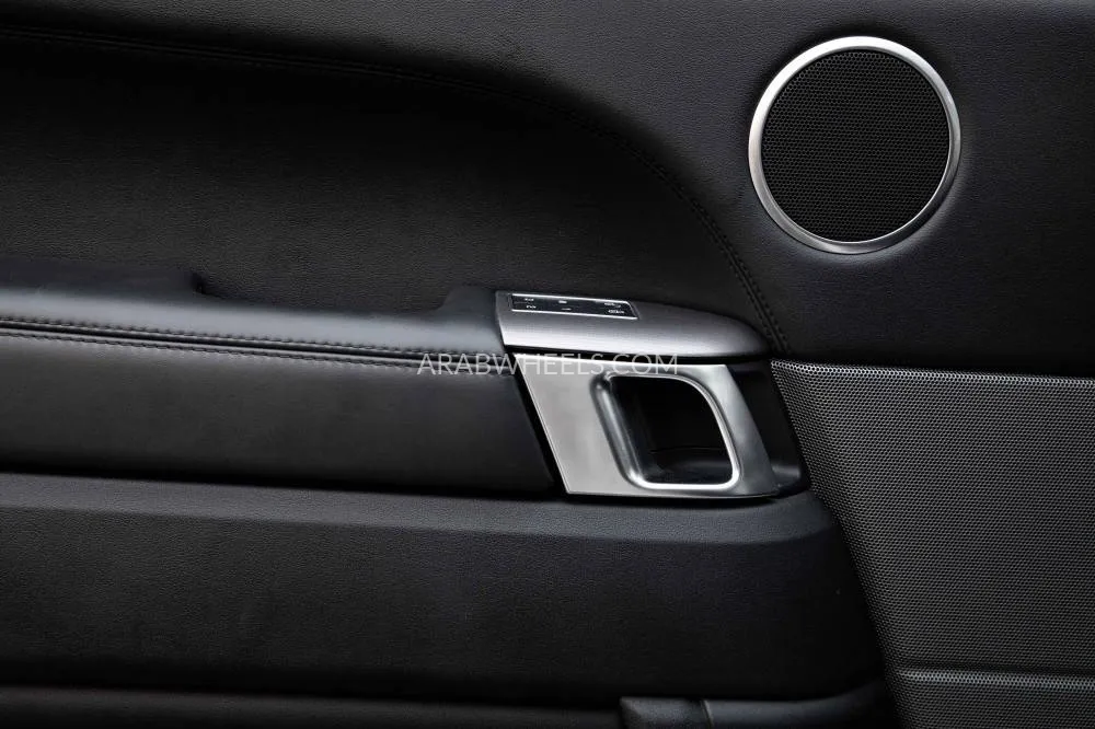 Land Rover Range Rover Sport 2019 for Sale in Dubai Image-14