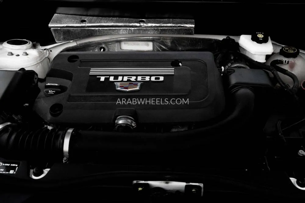 Cadillac XT4 2022 for Sale in Dubai Image-8