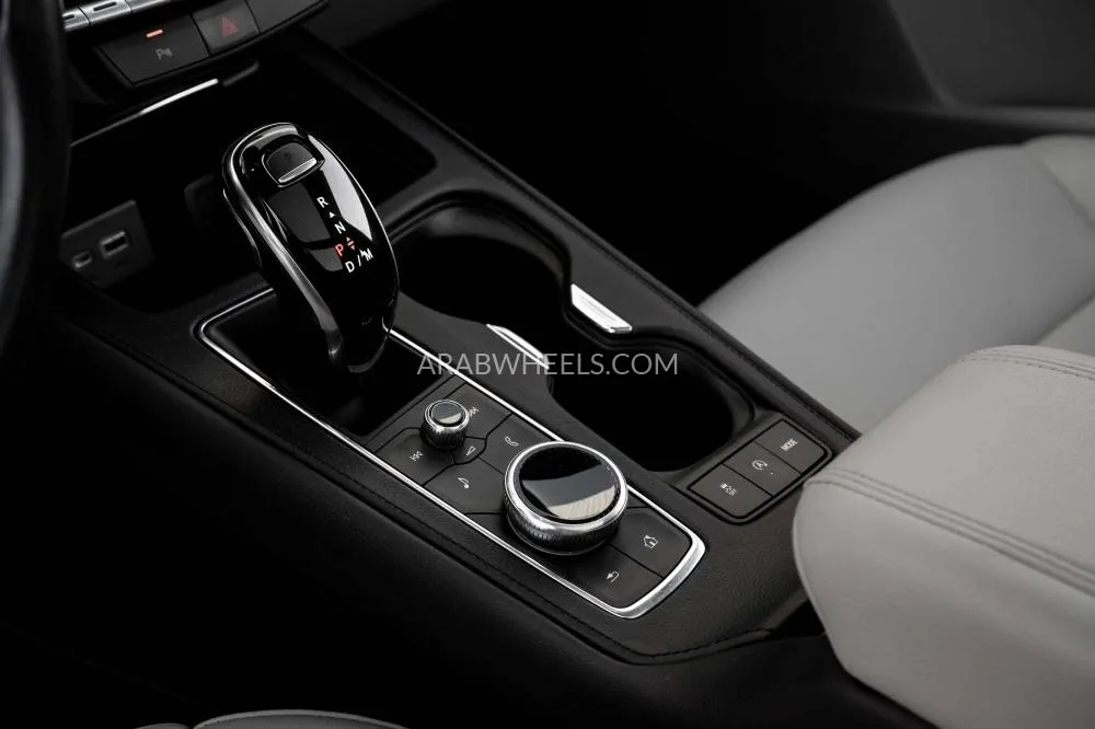 Cadillac XT4 2022 for Sale in Dubai Image-11