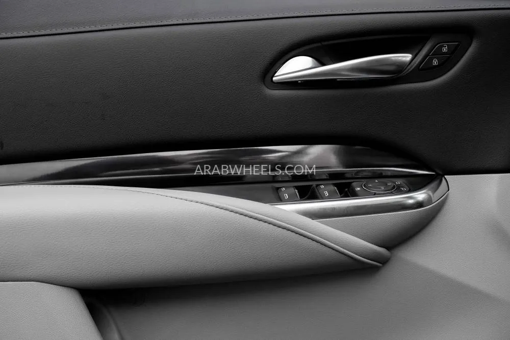 Cadillac XT4 2022 for Sale in Dubai Image-14