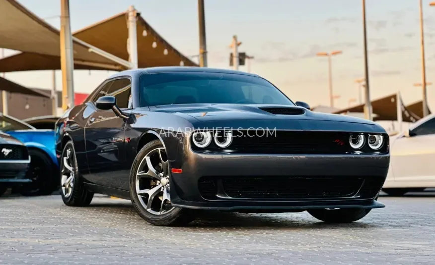 دودج تشالينجر 2019 for Sale in الشارقة Image-2