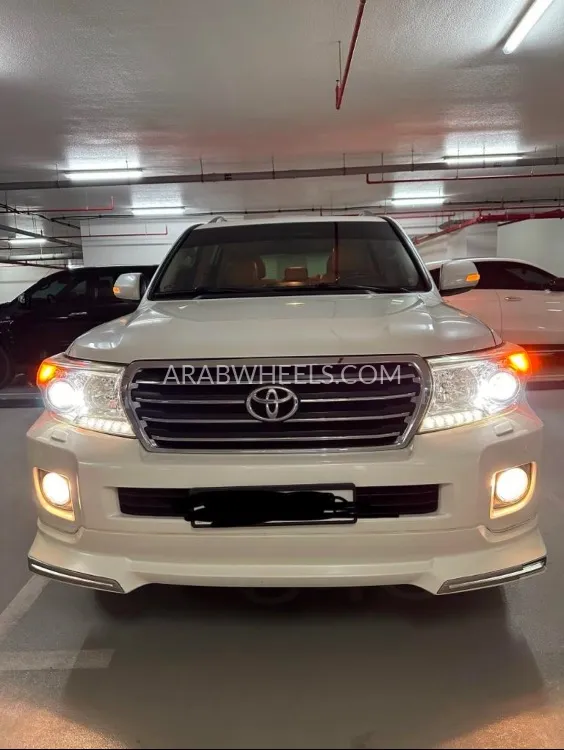 تويوتا لاند كروزر 2015 for Sale in دبي Image-2