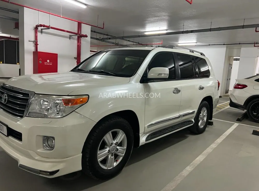 تويوتا لاند كروزر 2015 for Sale in دبي Image-3