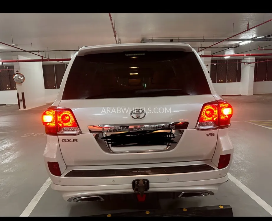 تويوتا لاند كروزر 2015 for Sale in دبي Image-6