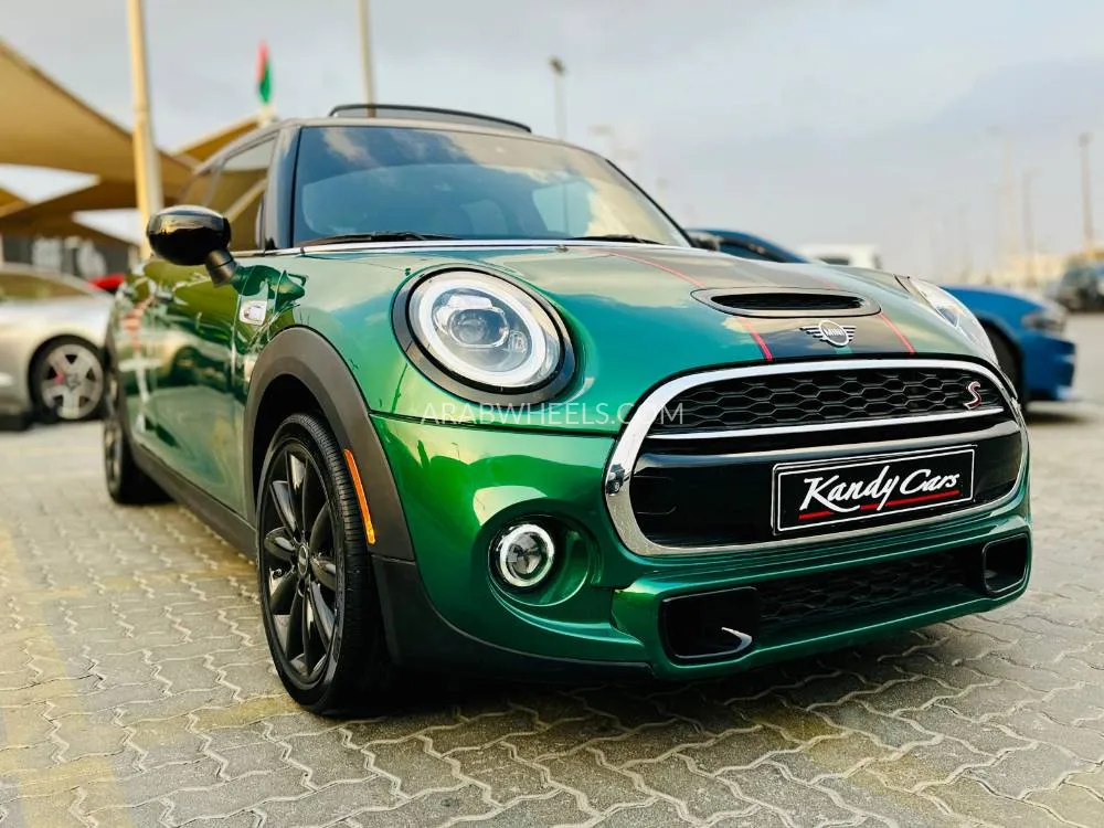 Mini Cooper 2021 for Sale in Sharjah Image-3