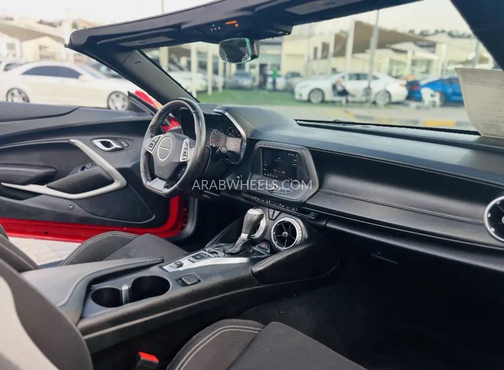 Chevrolet Camaro 2022 for Sale in Sharjah Image-10