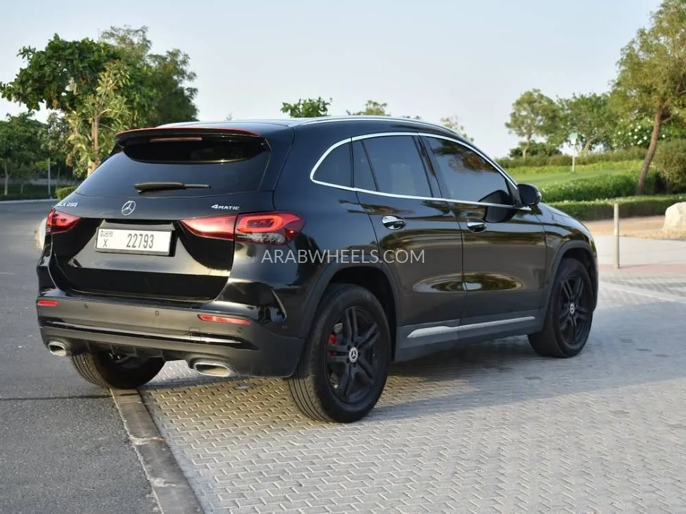 مرسيدس بنز GLA 2022 for Sale in عجمان Image-5