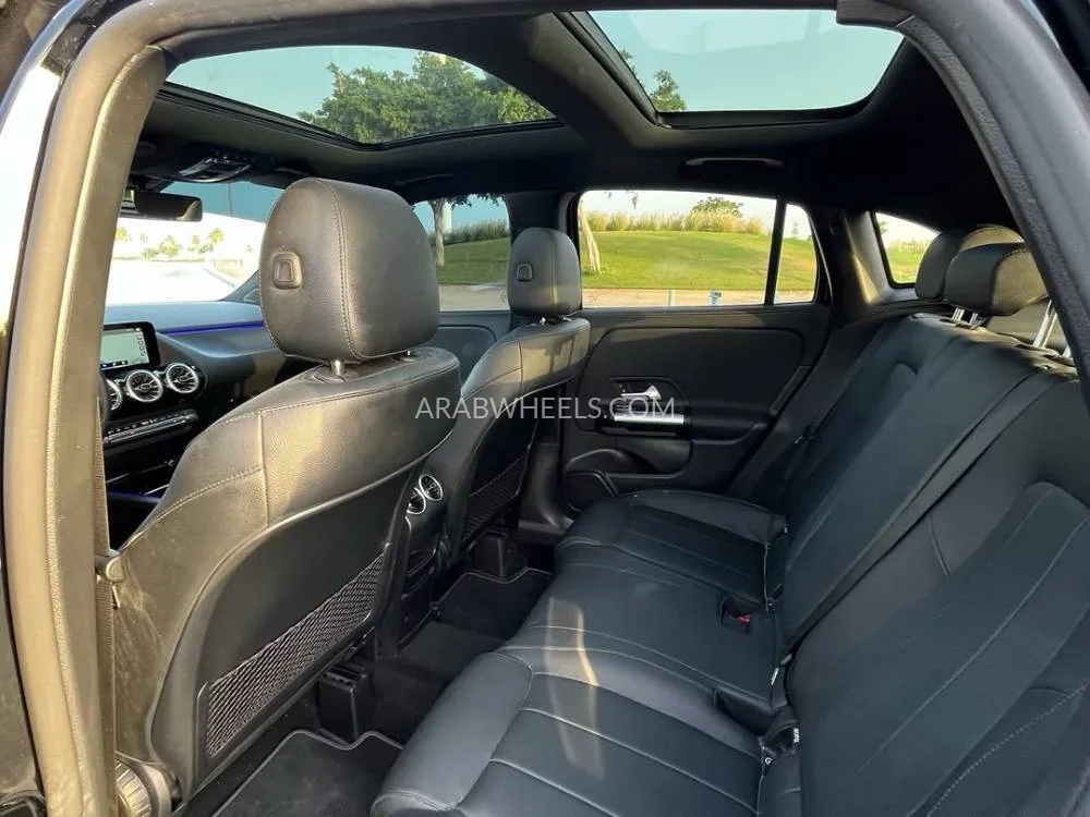 مرسيدس بنز GLA 2022 for Sale in عجمان Image-10