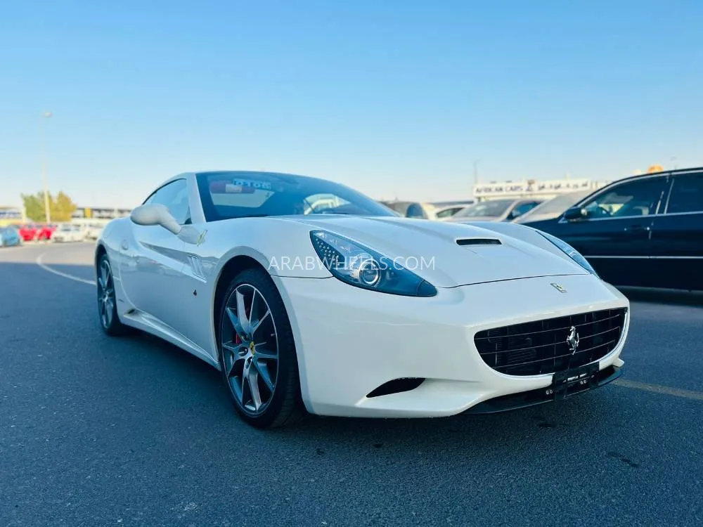 فيراري كاليفورنيا 2009 for Sale in دبي Image-3