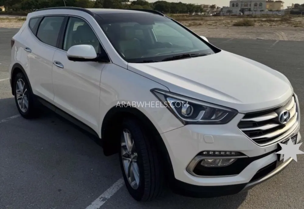 هيونداي سانتا في 2017 for Sale in الشارقة Image-2