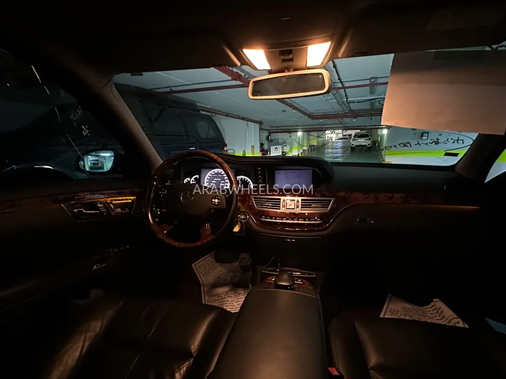مرسيدس بنز كلاس S 2006 for Sale in أبو ظبي Image-10