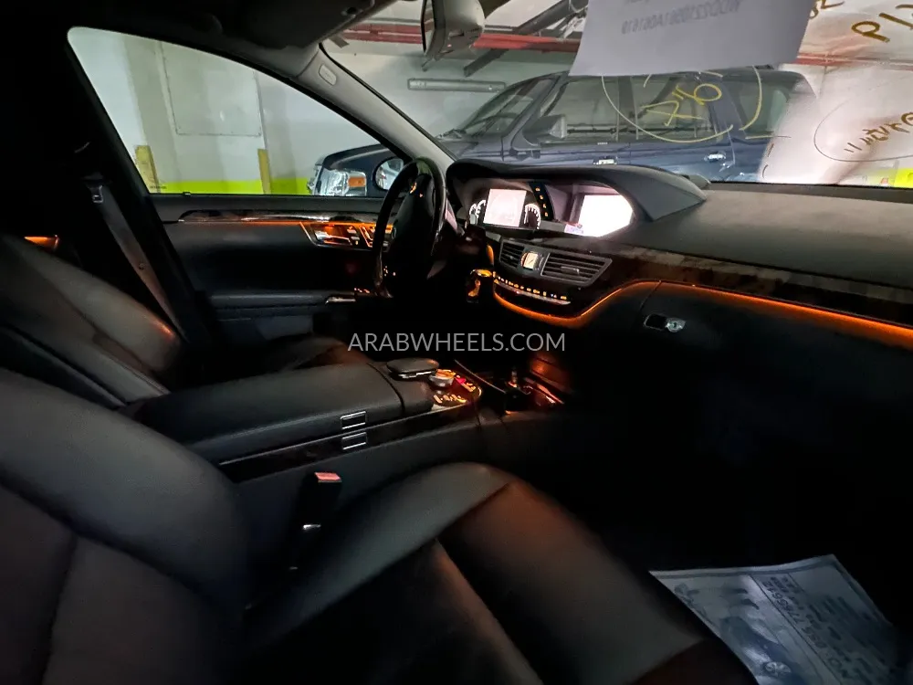 مرسيدس بنز كلاس S 2006 for Sale in أبو ظبي Image-7