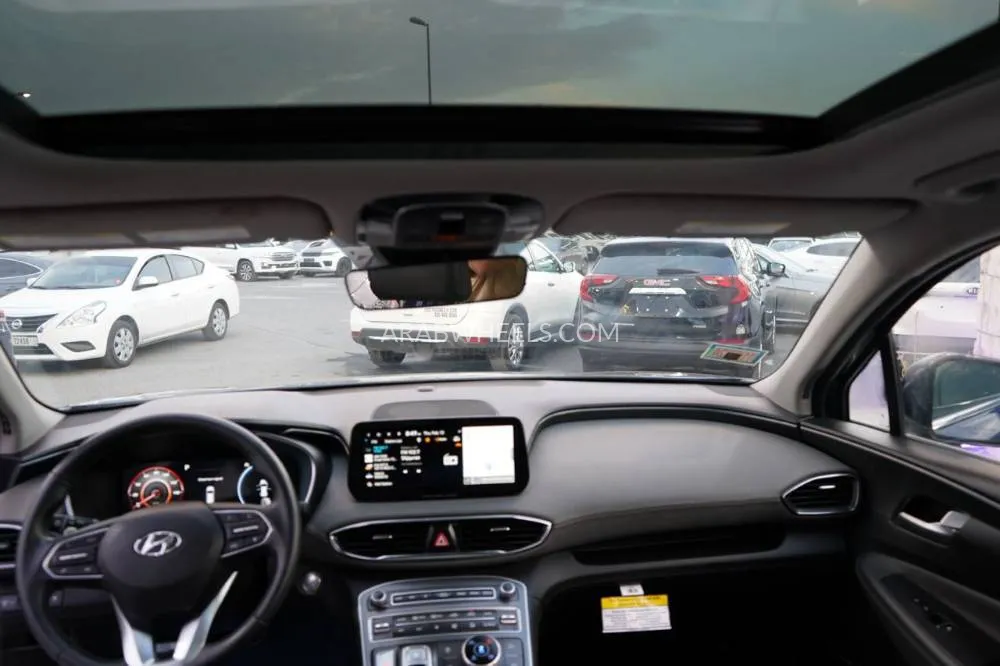 Hyundai Santa Fe 2023 for Sale in Ajman Image-17