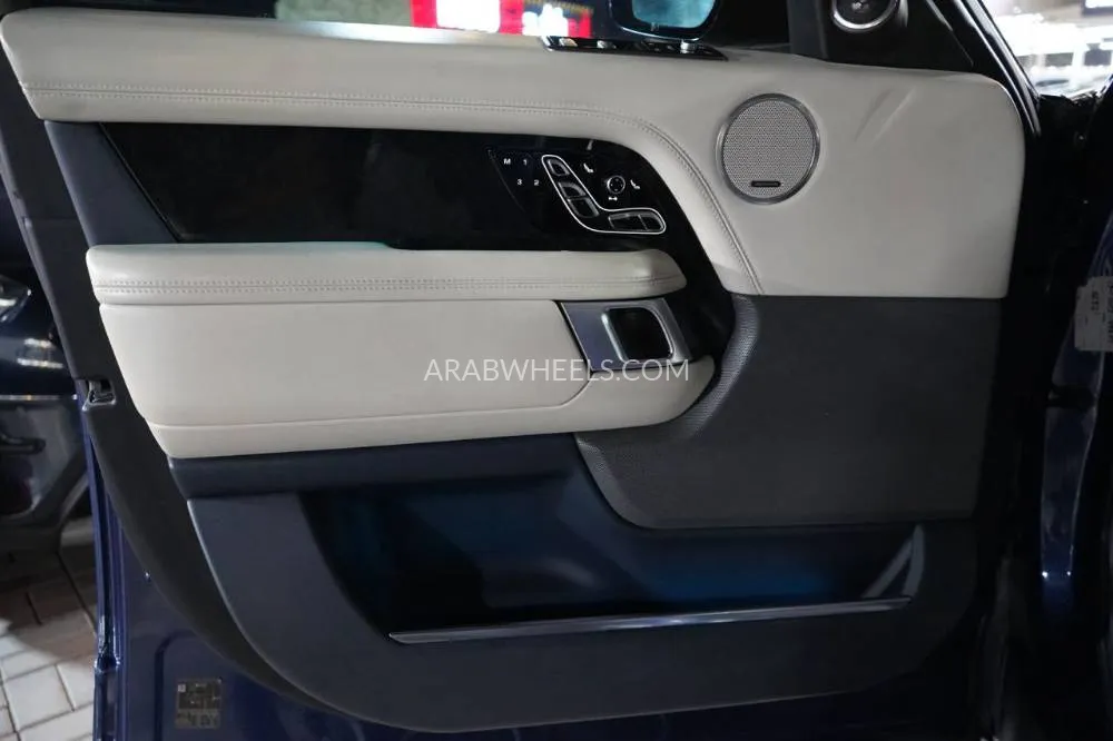 Land Rover Range Rover 2019 for Sale in Ajman Image-22