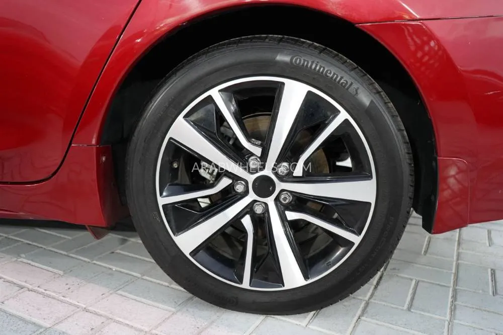 Nissan Maxima 2023 for Sale in Ajman Image-7