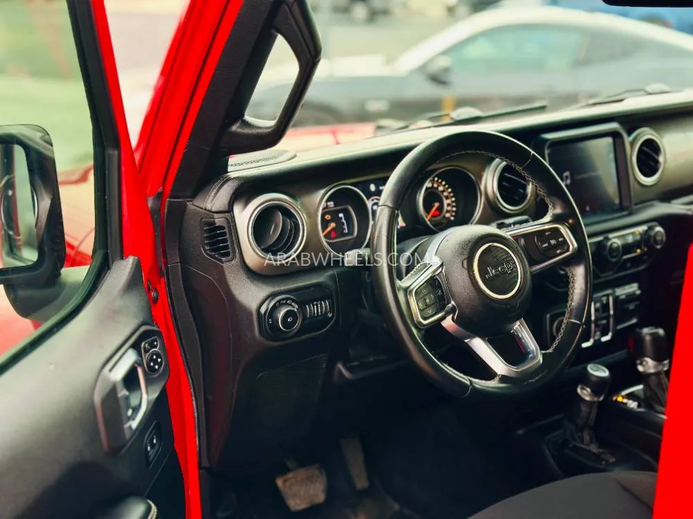 Jeep Wrangler 2020 for Sale in Sharjah Image-9