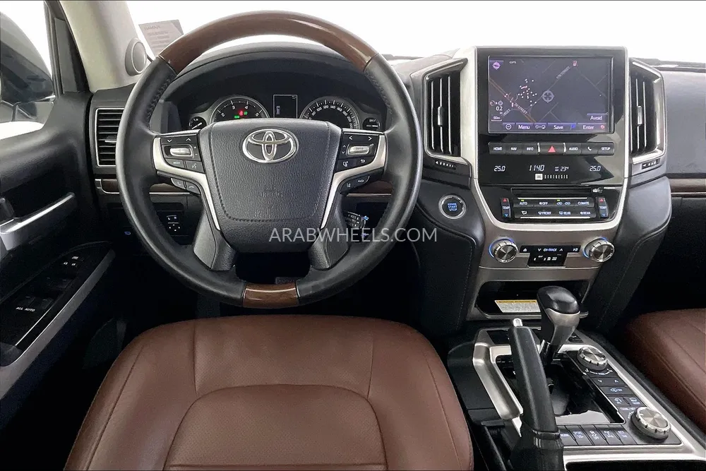 تويوتا لاند كروزر 2021 for Sale in دبي Image-12