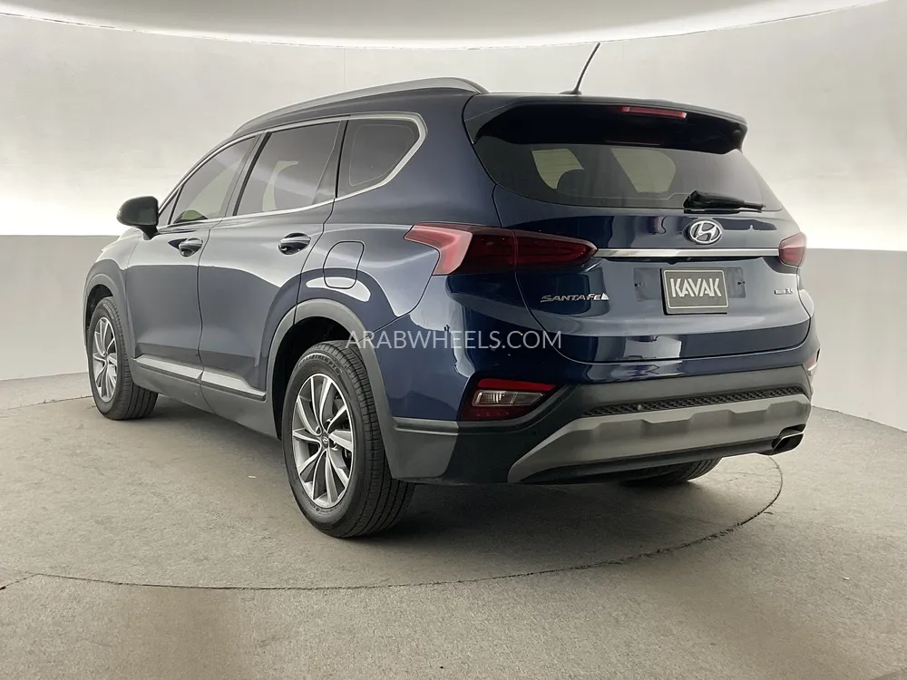 هيونداي سانتا في 2019 for Sale in الشارقة Image-3